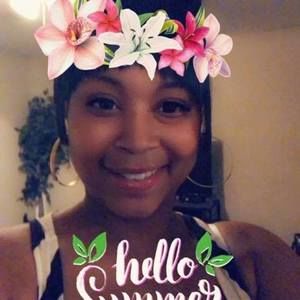 Meet your Posher, Lenay